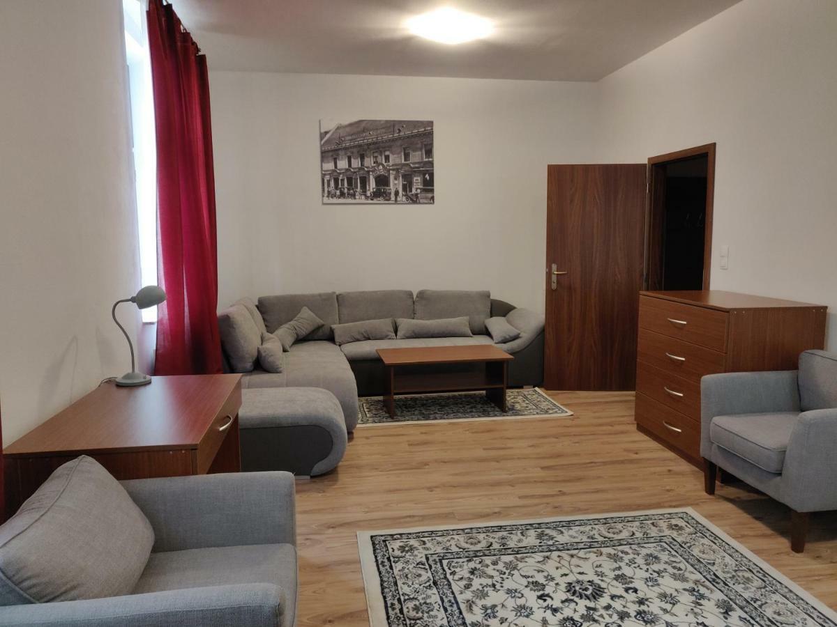 Penzion Sessler *** Trnava Buitenkant foto