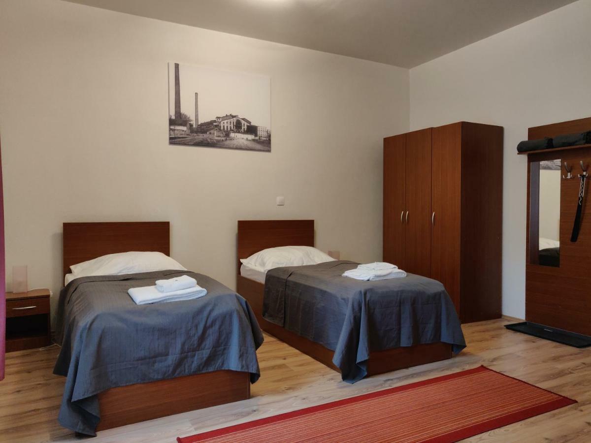 Penzion Sessler *** Trnava Buitenkant foto